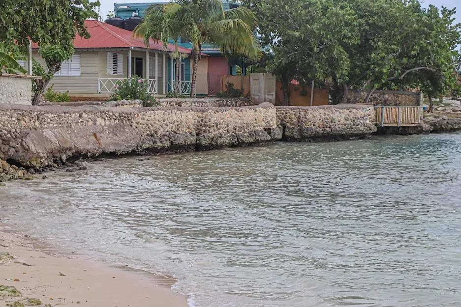 Little Bay Hideaway Villa